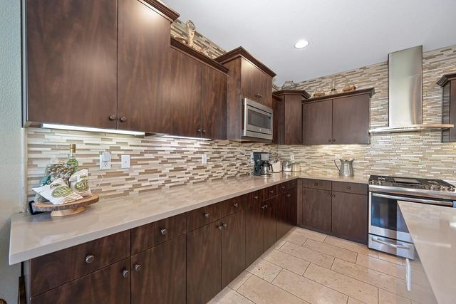 3670 Edington Dr, Rancho Cordova, CA 95742