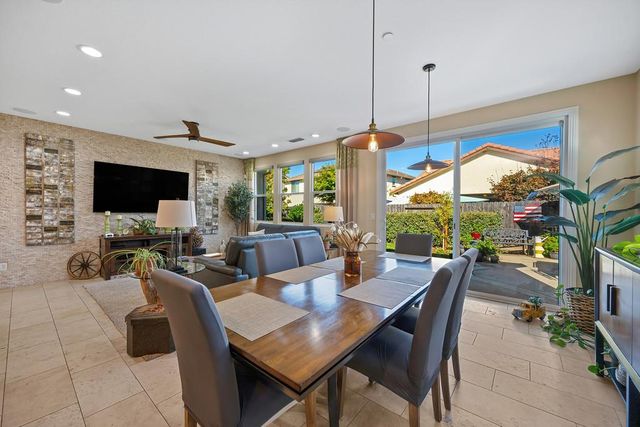 3670 Edington Dr, Rancho Cordova, CA 95742