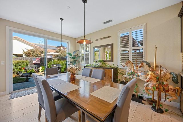 3670 Edington Dr, Rancho Cordova, CA 95742