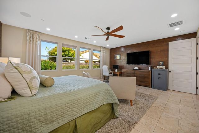 3670 Edington Dr, Rancho Cordova, CA 95742