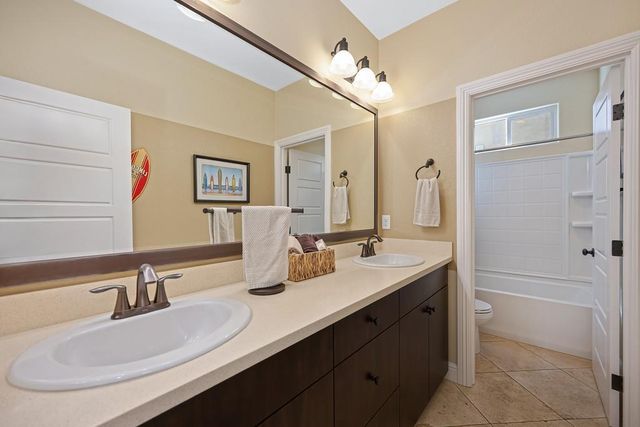 3670 Edington Dr, Rancho Cordova, CA 95742
