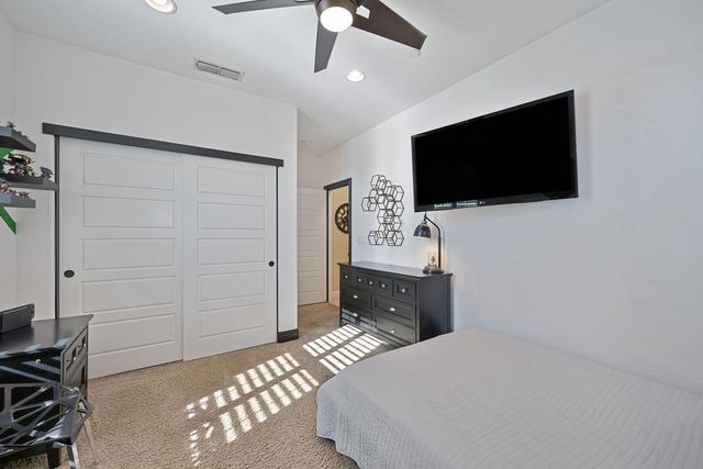 3670 Edington Dr, Rancho Cordova, CA 95742