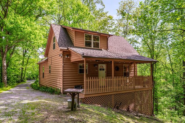 3163 Sourwood Way, Sevierville, TN 37862