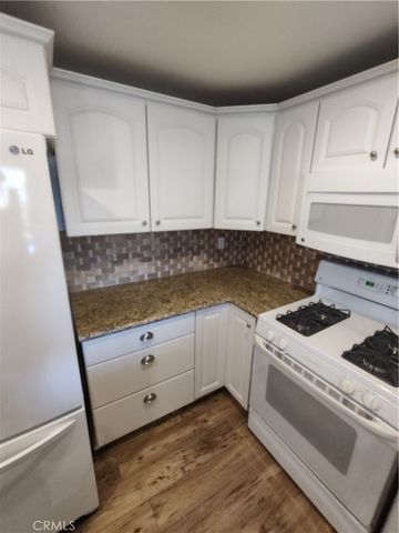 36 Woodleaf, Irvine, CA 92614