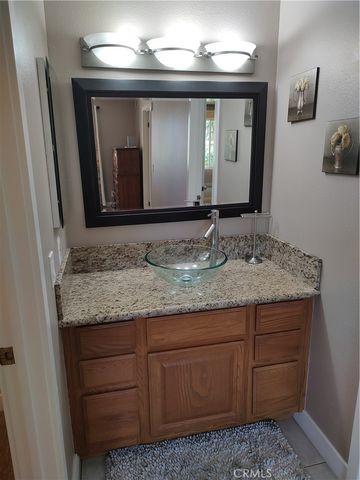 36 Woodleaf, Irvine, CA 92614