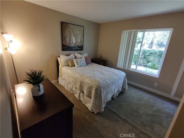 36 Woodleaf, Irvine, CA 92614