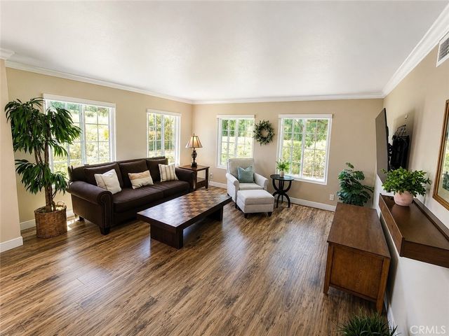 36 Woodleaf, Irvine, CA 92614