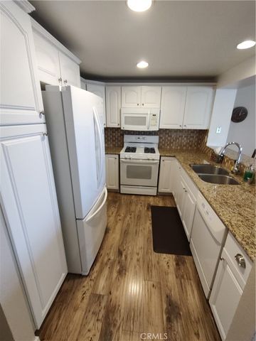 36 Woodleaf, Irvine, CA 92614