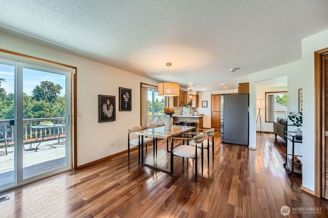 1723 26th Street Pl SW, Puyallup, WA 98371