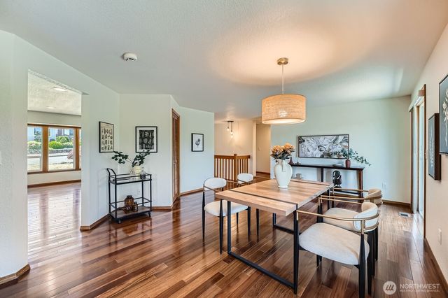 1723 26th Street Pl SW, Puyallup, WA 98371