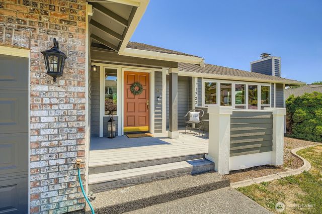 1723 26th Street Pl SW, Puyallup, WA 98371
