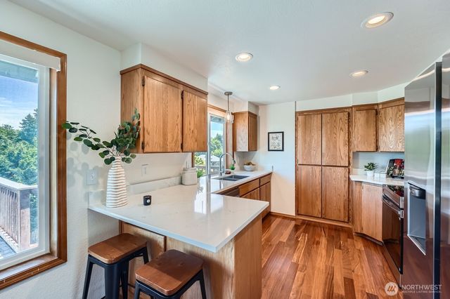 1723 26th Street Pl SW, Puyallup, WA 98371