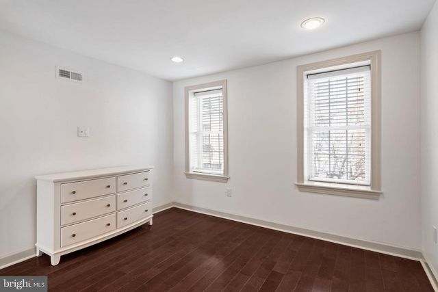 710 CLYMER ST, Philadelphia, PA 19147