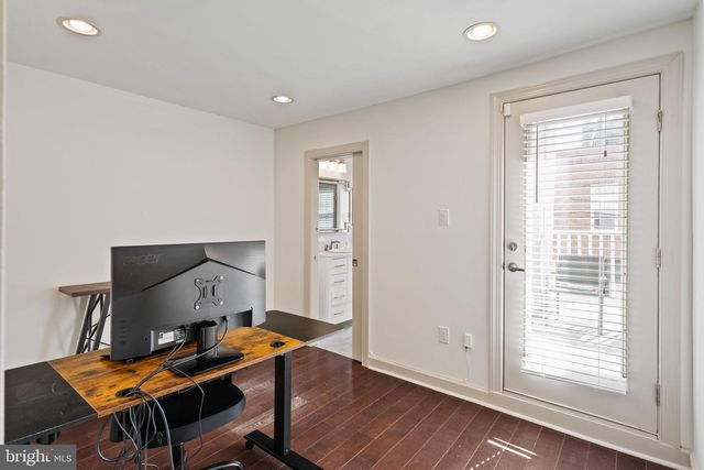 710 CLYMER ST, Philadelphia, PA 19147