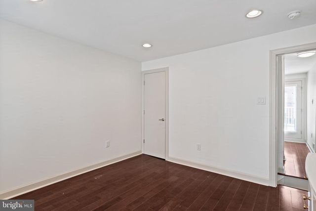 710 CLYMER ST, Philadelphia, PA 19147