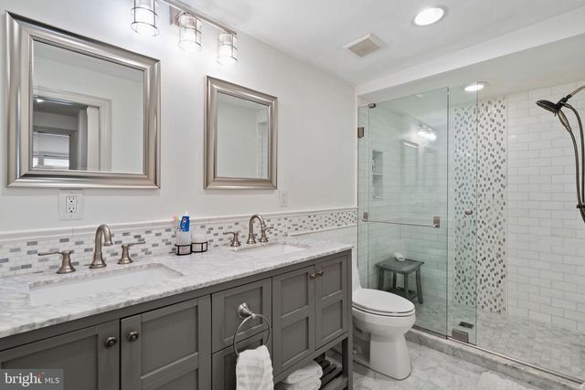 710 CLYMER ST, Philadelphia, PA 19147