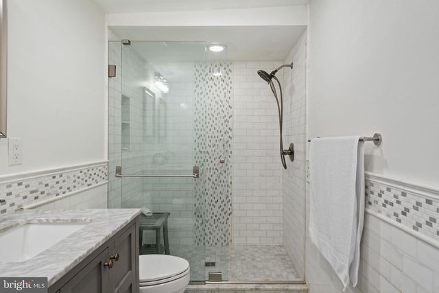 710 CLYMER ST, Philadelphia, PA 19147