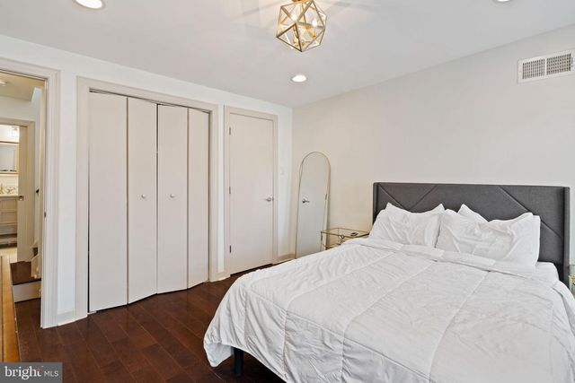 710 CLYMER ST, Philadelphia, PA 19147