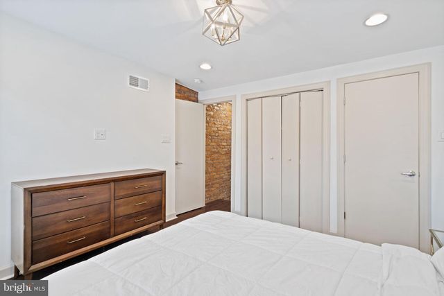 710 CLYMER ST, Philadelphia, PA 19147