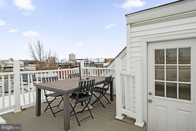 710 CLYMER ST, Philadelphia, PA 19147