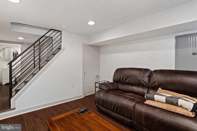 710 CLYMER ST, Philadelphia, PA 19147