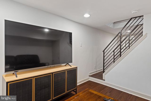 710 CLYMER ST, Philadelphia, PA 19147