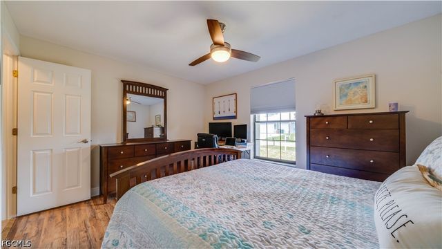 914 SE 28th TER, Cape Coral, FL 33904