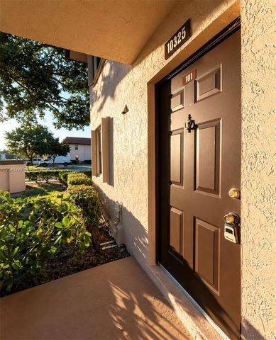 10325 NW 11th Street 101, Pembroke Pines, FL 33026