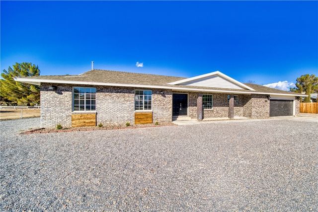 1890 Doral Court, Pahrump, NV 89048