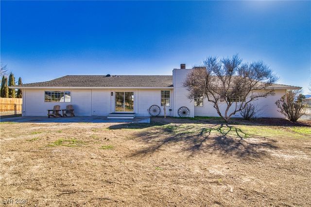 1890 Doral Court, Pahrump, NV 89048