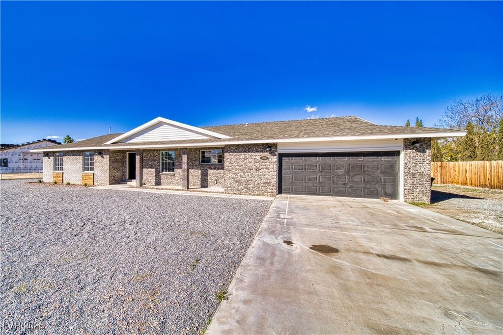 1890 Doral Court, Pahrump, NV 89048