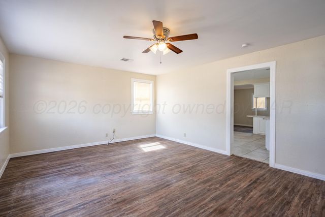 4002 S BOWIE Street, Amarillo, TX 79110