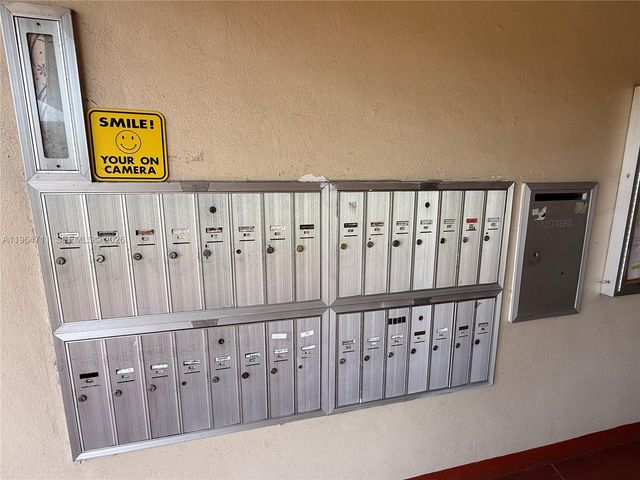 5300 Washington St B329, Hollywood, FL 33021