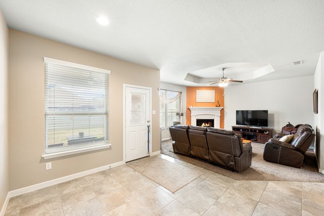 916 Falcon Road, Argyle, TX 76226