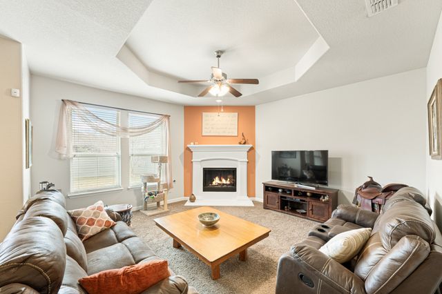 916 Falcon Road, Argyle, TX 76226