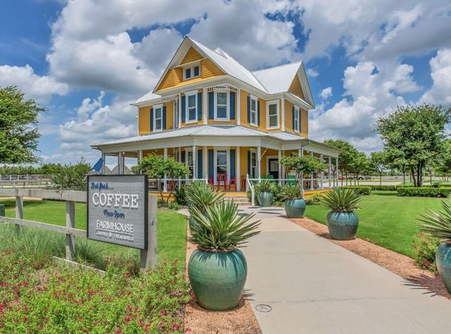 916 Falcon Road, Argyle, TX 76226