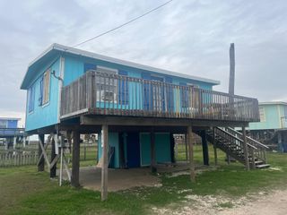 414 Caisson Street, Surfside Beach, TX 77541