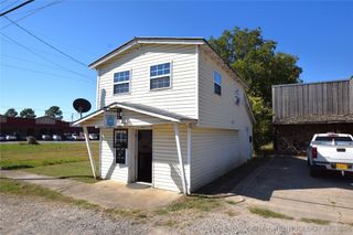 118 S 1st Street, Stilwell, OK 74960