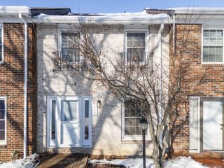 660 Dlyn Street, Columbus, OH 43228