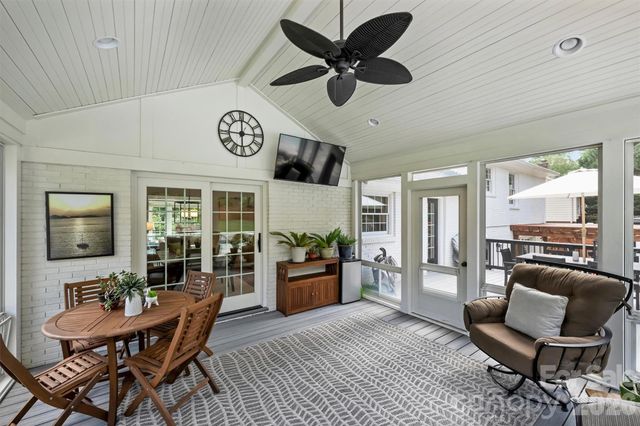 3120 Sunnybrook Drive, Charlotte, NC 28210