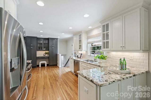 3120 Sunnybrook Drive, Charlotte, NC 28210