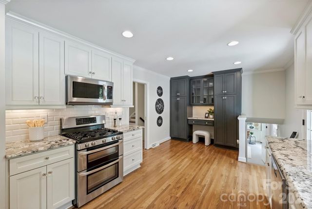 3120 Sunnybrook Drive, Charlotte, NC 28210