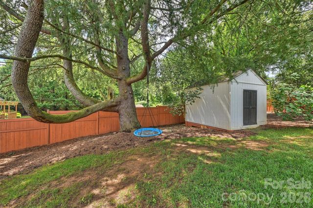 3120 Sunnybrook Drive, Charlotte, NC 28210