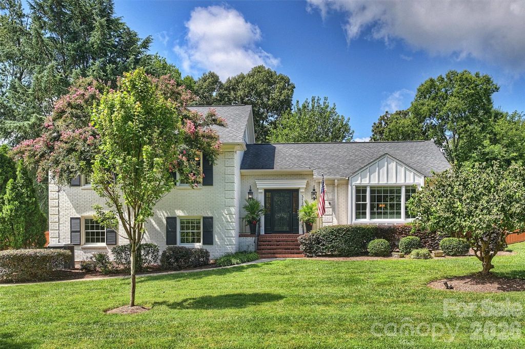 3120 Sunnybrook Drive, Charlotte, NC 28210