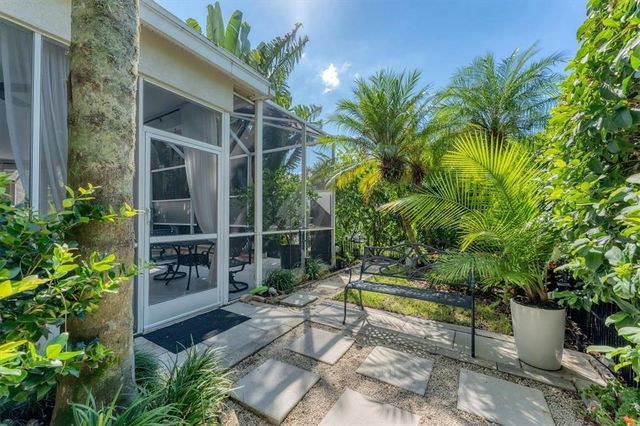 6102 SONESTA COURT, Bradenton, FL 34202