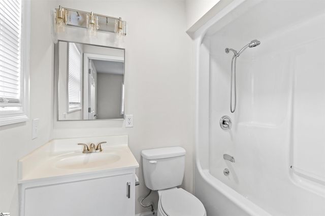 205 E Florida Street, Clinton, SC 29325