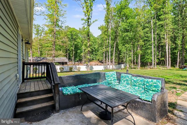 1322 KENNON RD, Mineral, VA 23117