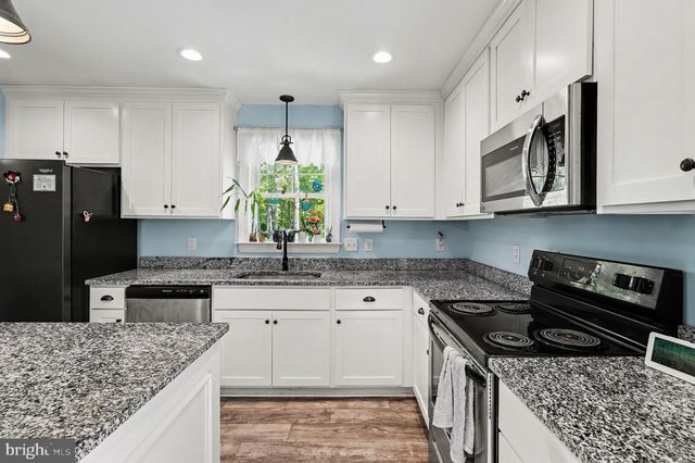 1322 KENNON RD, Mineral, VA 23117