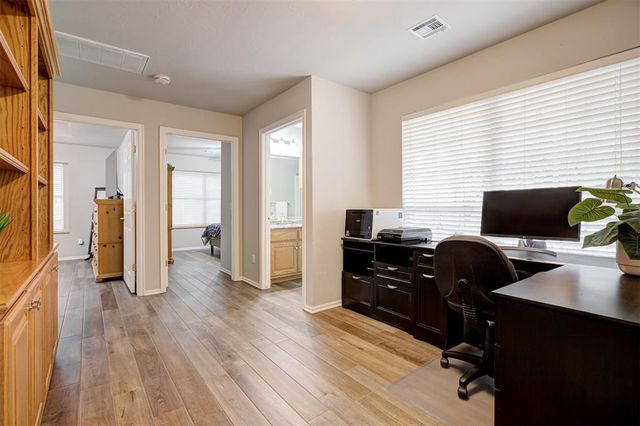 2106 NW 155th Street, Edmond, OK 73013