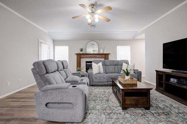 2106 NW 155th Street, Edmond, OK 73013